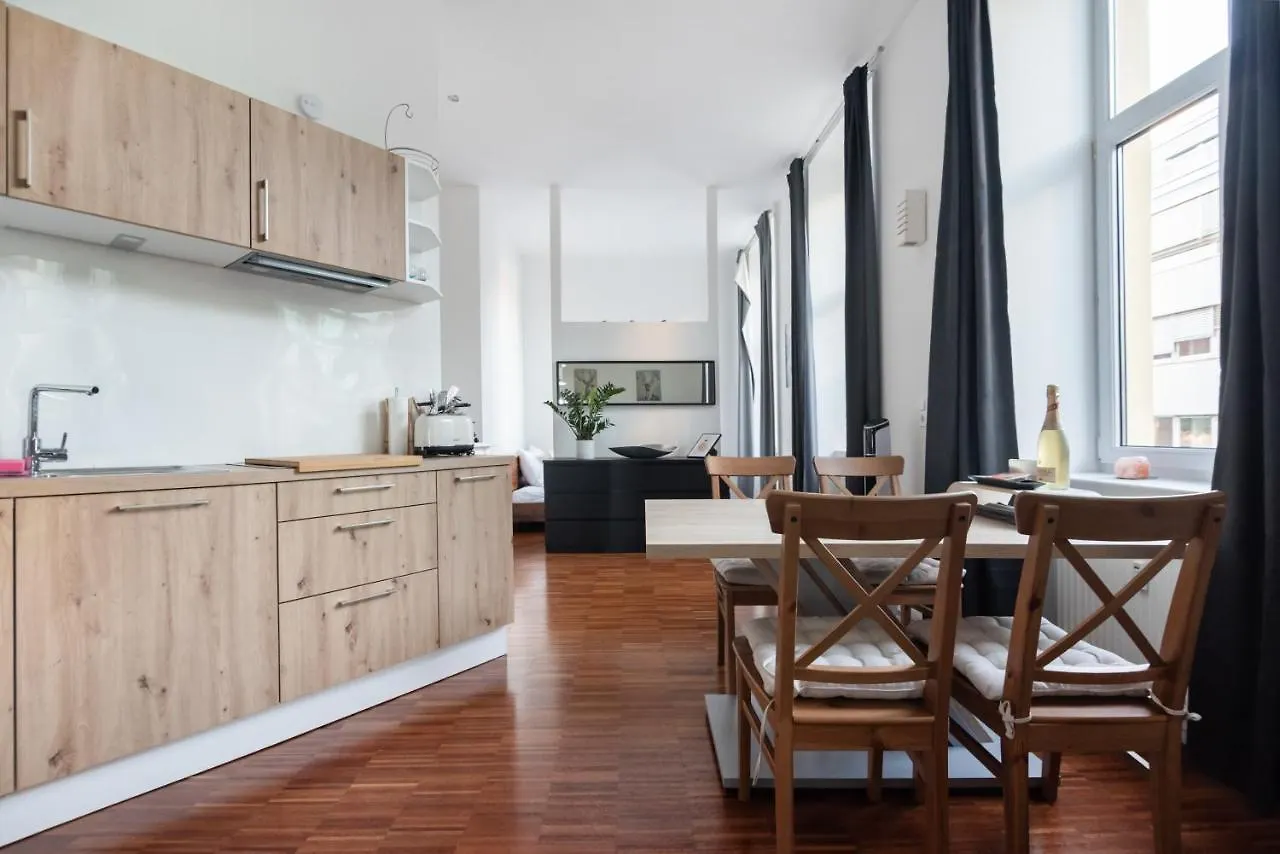 Cozy And Central City Apartment At The Belvedere Wenen